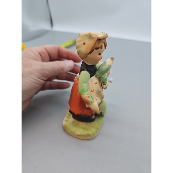 Vintage Arnart 5th Ave Hand Painted Figurine Girl With Corn Erich 18541 Signed - Picture 5 of 6